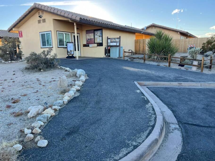 Joshua Tree National Park - Cozy Palms Getaway Twentynine Palms Exterior foto